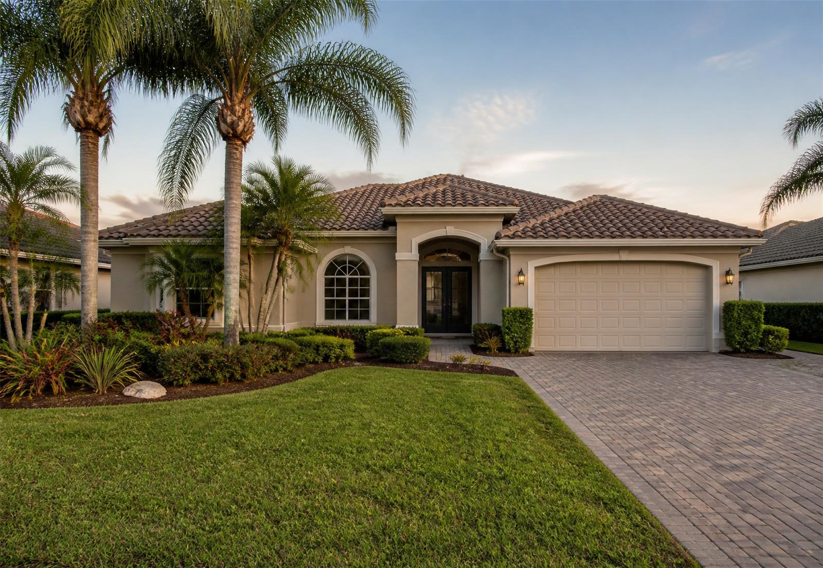 Well-kept Florida home in the Land O' Lakes area